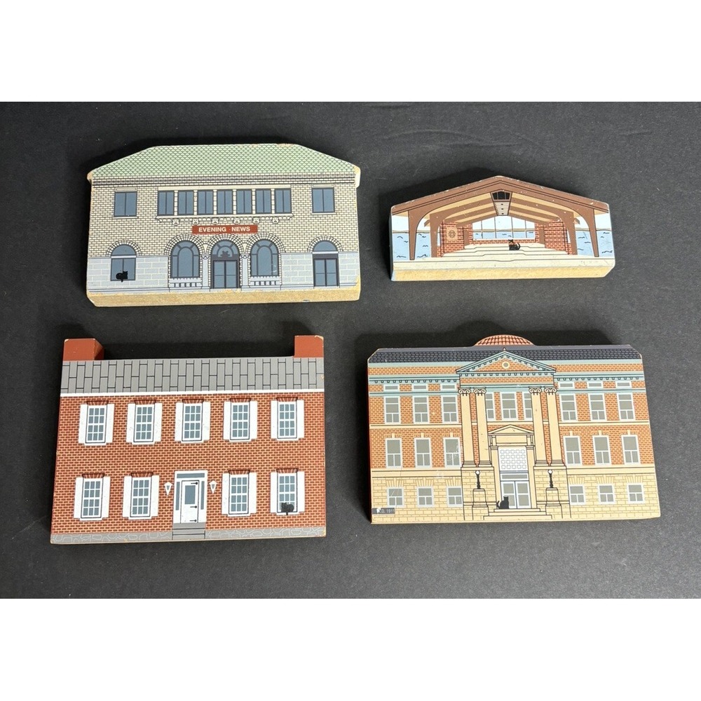 4 Cats Meow Shelf Sitter Buildings Cadillac Michigan Monroe Jaline *READ